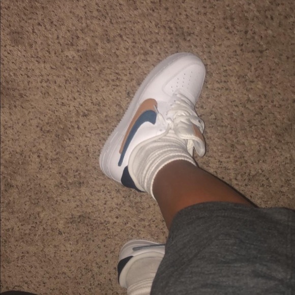 Meet your Posher, Dillon - Picture 1 of 1